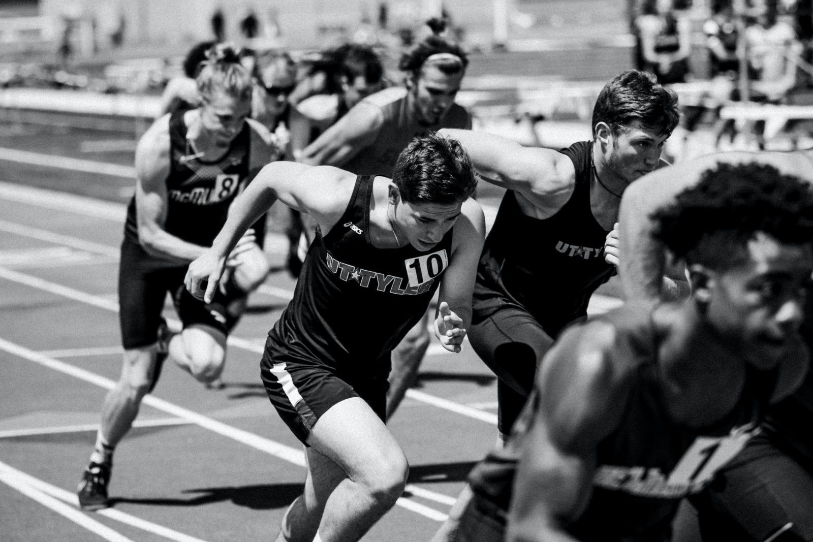 photo de personnes faisant un marathon